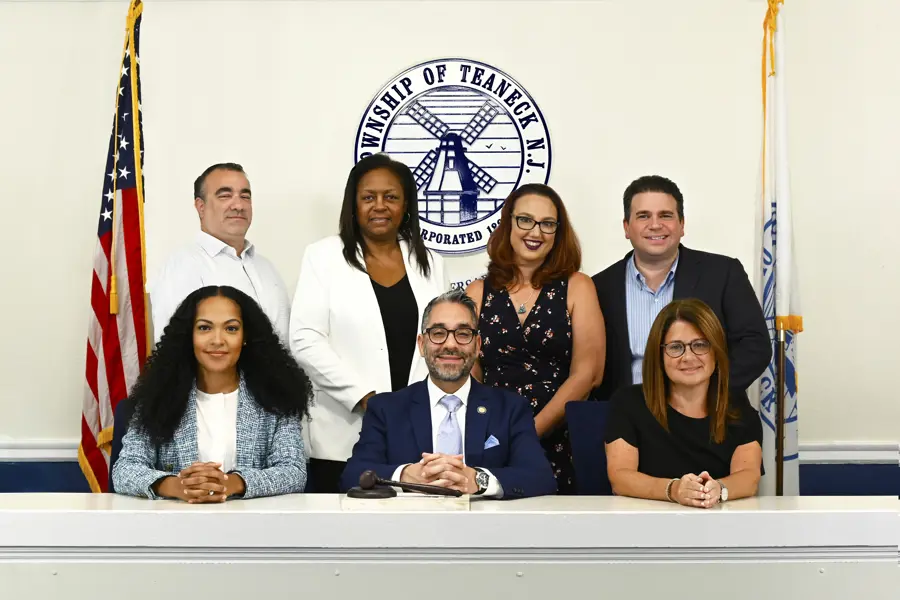 A group photo of the council members. The top row from left to right is Mark Schwartz, Denise Belcher, Hillary Goldberg, and Elie Y. Katz. The Bottom row is Danielle Gee, Michael Pagan, and Karen Orgen. 